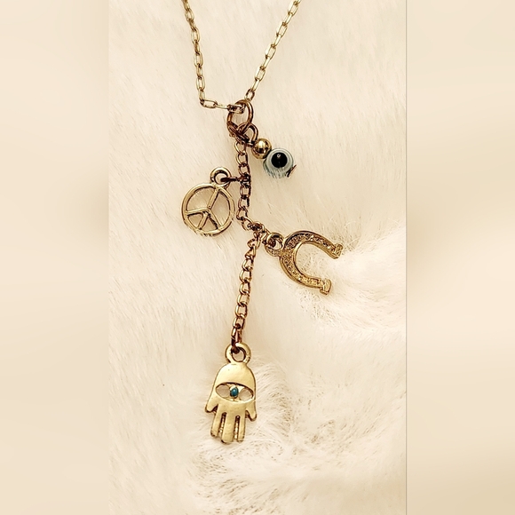 Hamsa Hand Evil Eye Horseshoe Peace Sign Necklace - Picture 10 of 14
